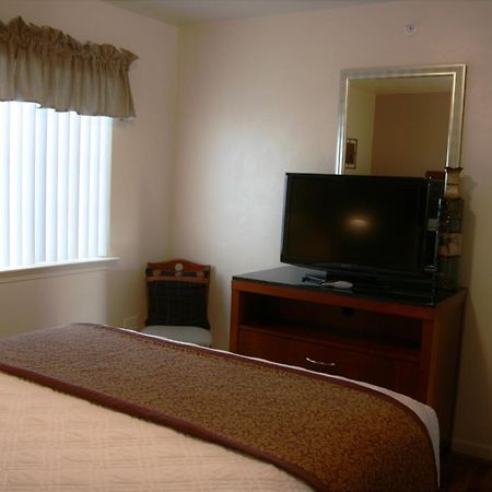 Affordable Suites Канаполис Екстериор снимка