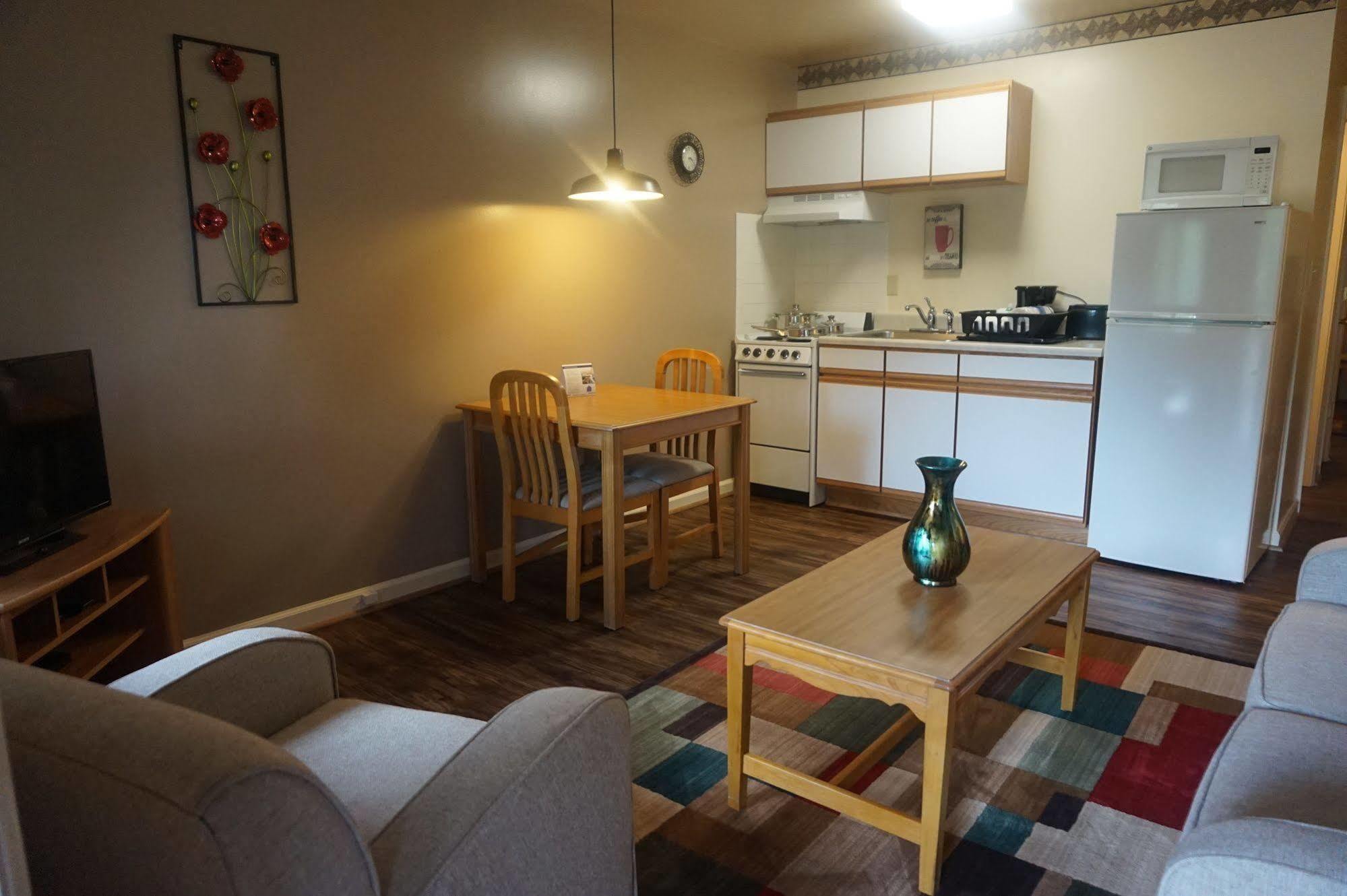 Affordable Suites Канаполис Екстериор снимка