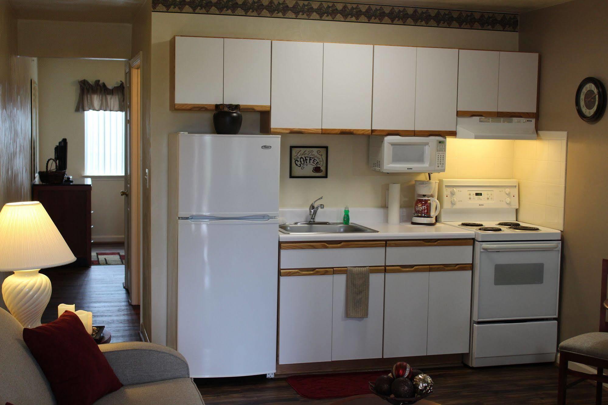 Affordable Suites Канаполис Екстериор снимка