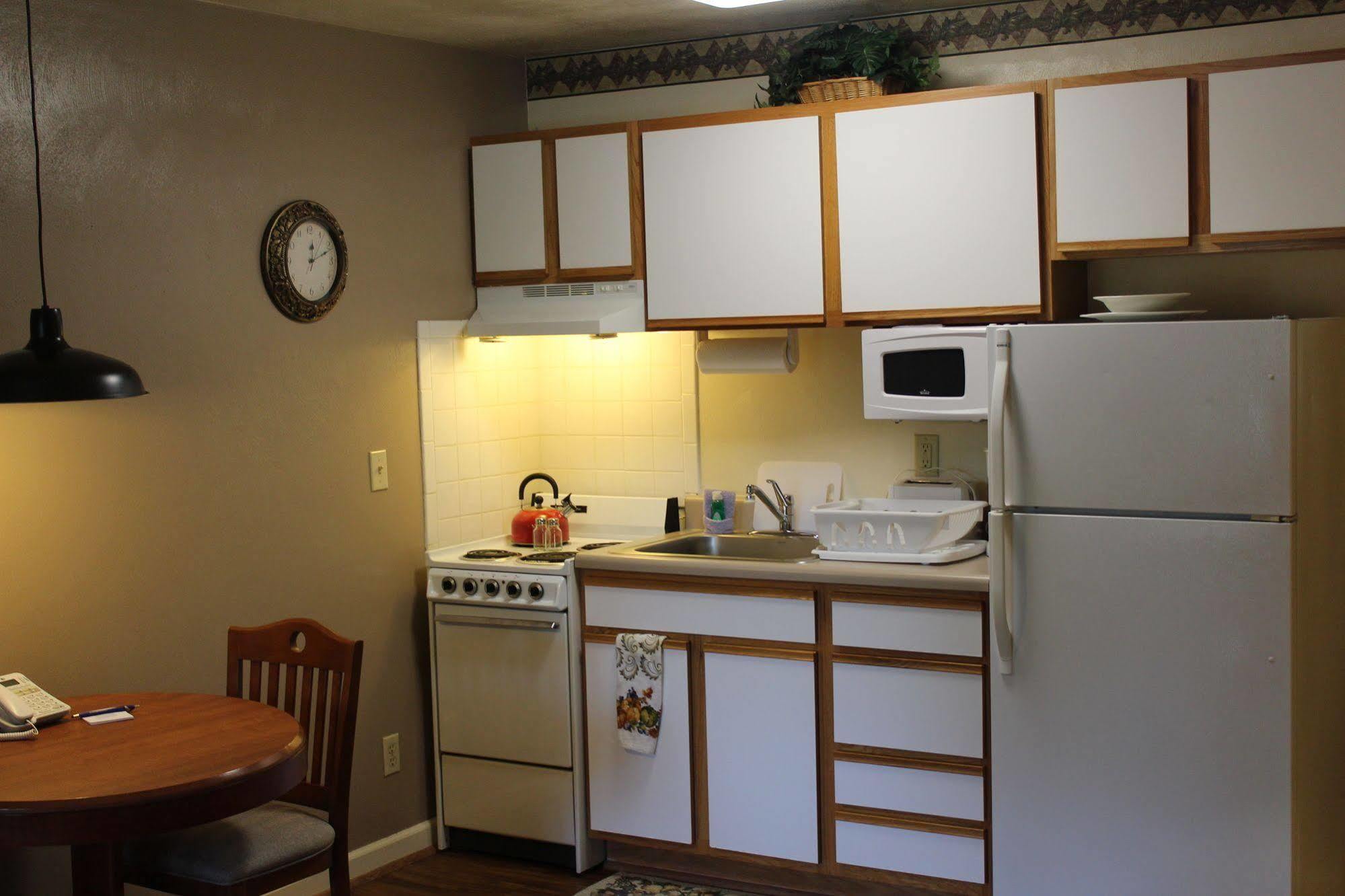 Affordable Suites Канаполис Екстериор снимка